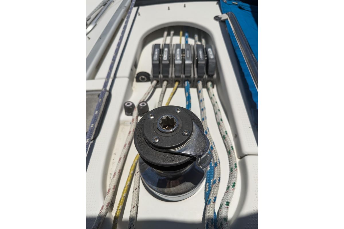 1993 Beneteau First 38s5