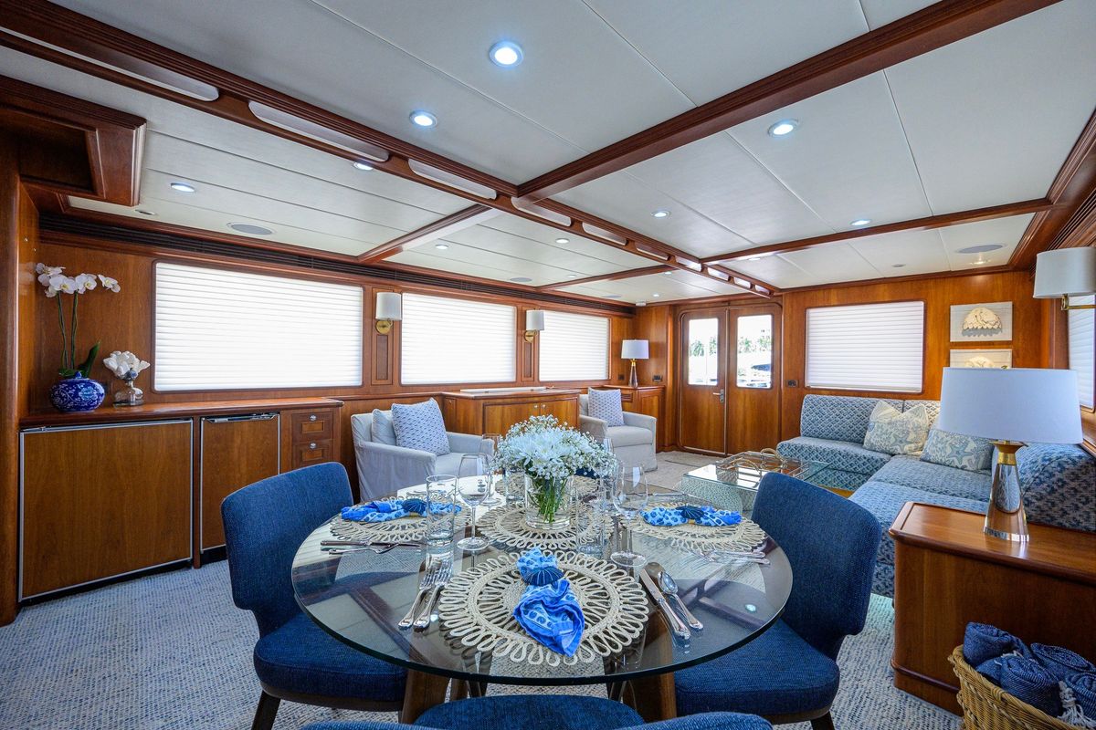 2008 Outer Reef Yachts 800 Motoryacht