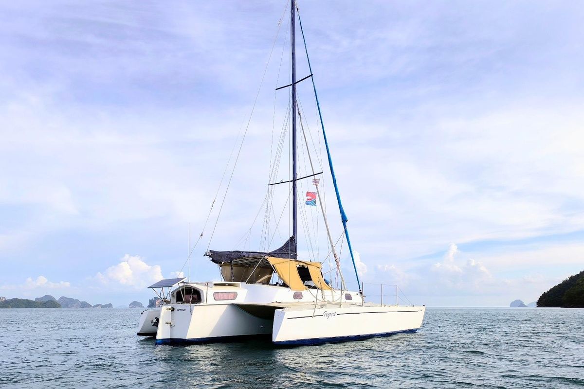1979 Searunner 37