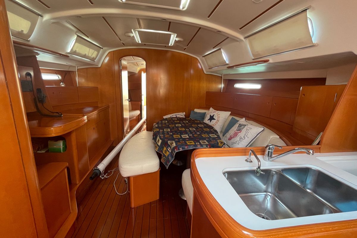 2004 Beneteau First 44.7