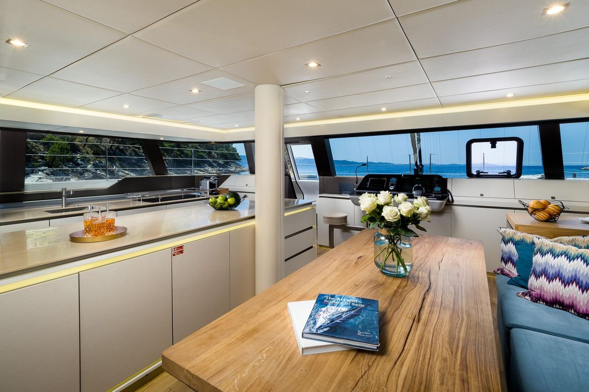 2020 Sunreef 60