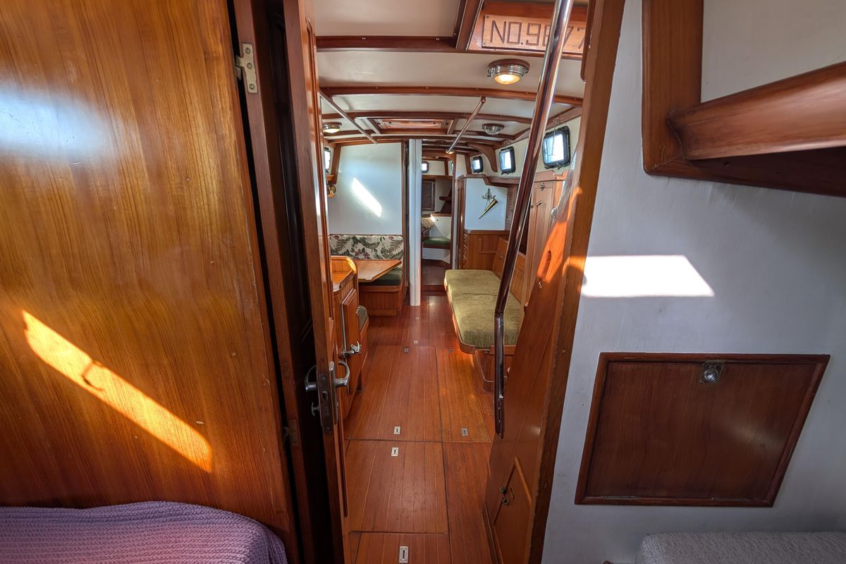 1981 Mason 43