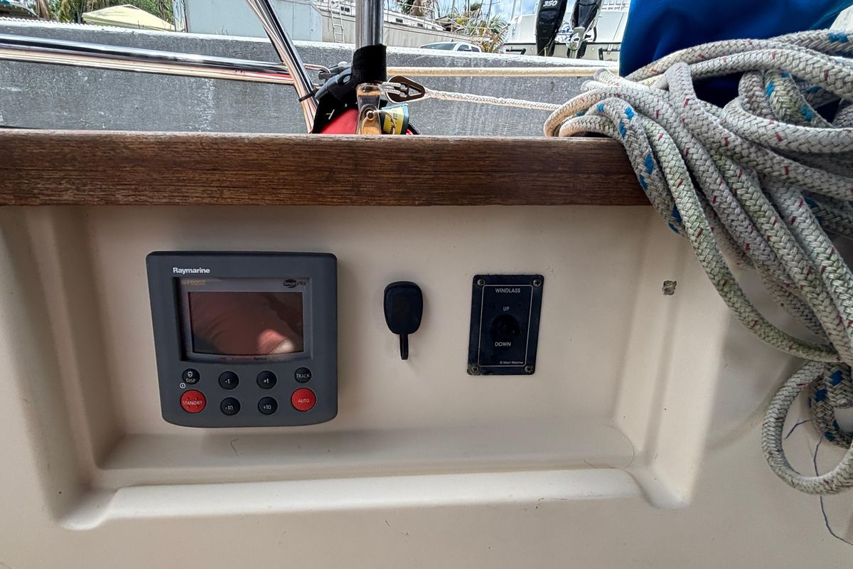 1998 Island Packet 350