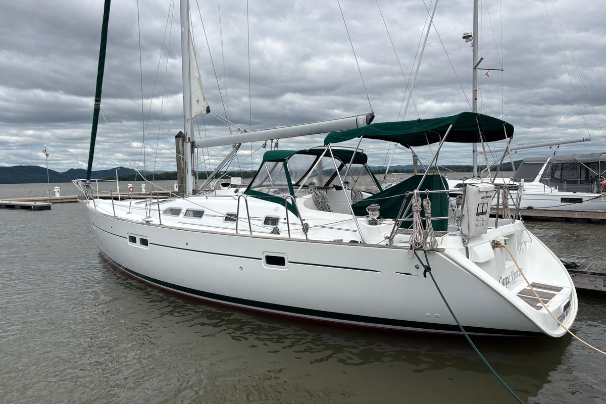 2003 Beneteau 423