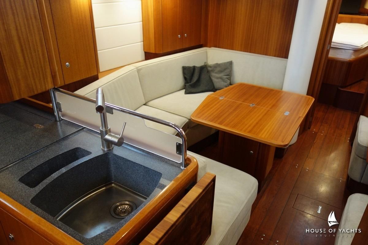 2007 Najad 440 AC