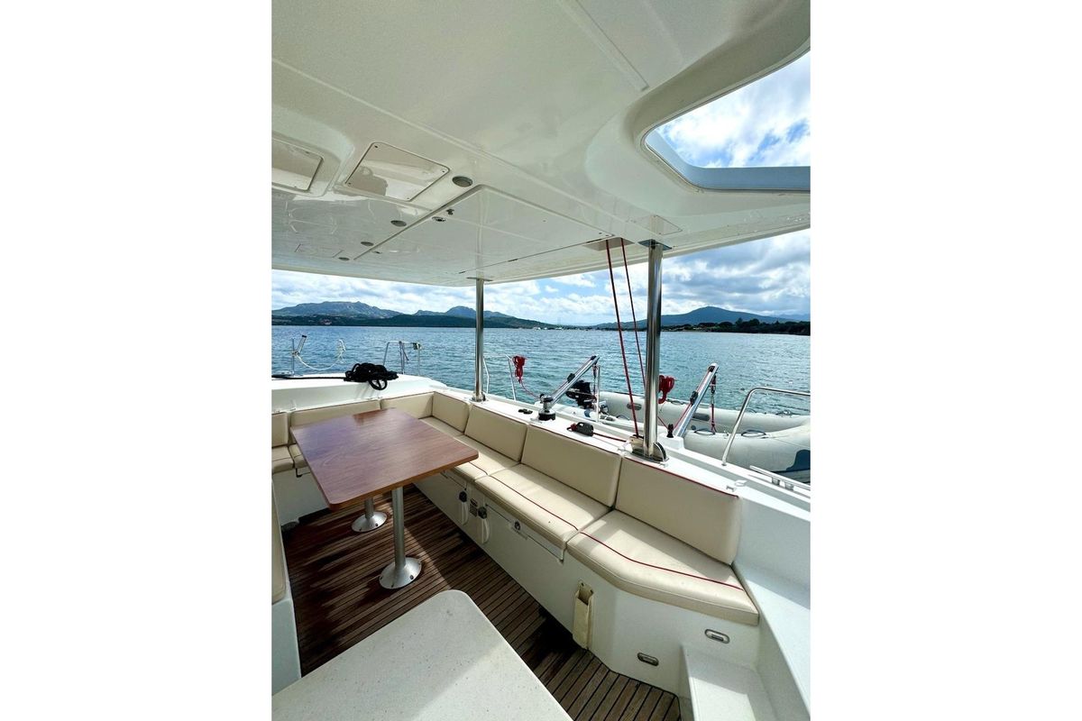 2008 Lagoon 440