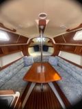 1988 Pearson 28 Sloop