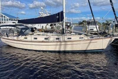 1994 Island Packet 44
