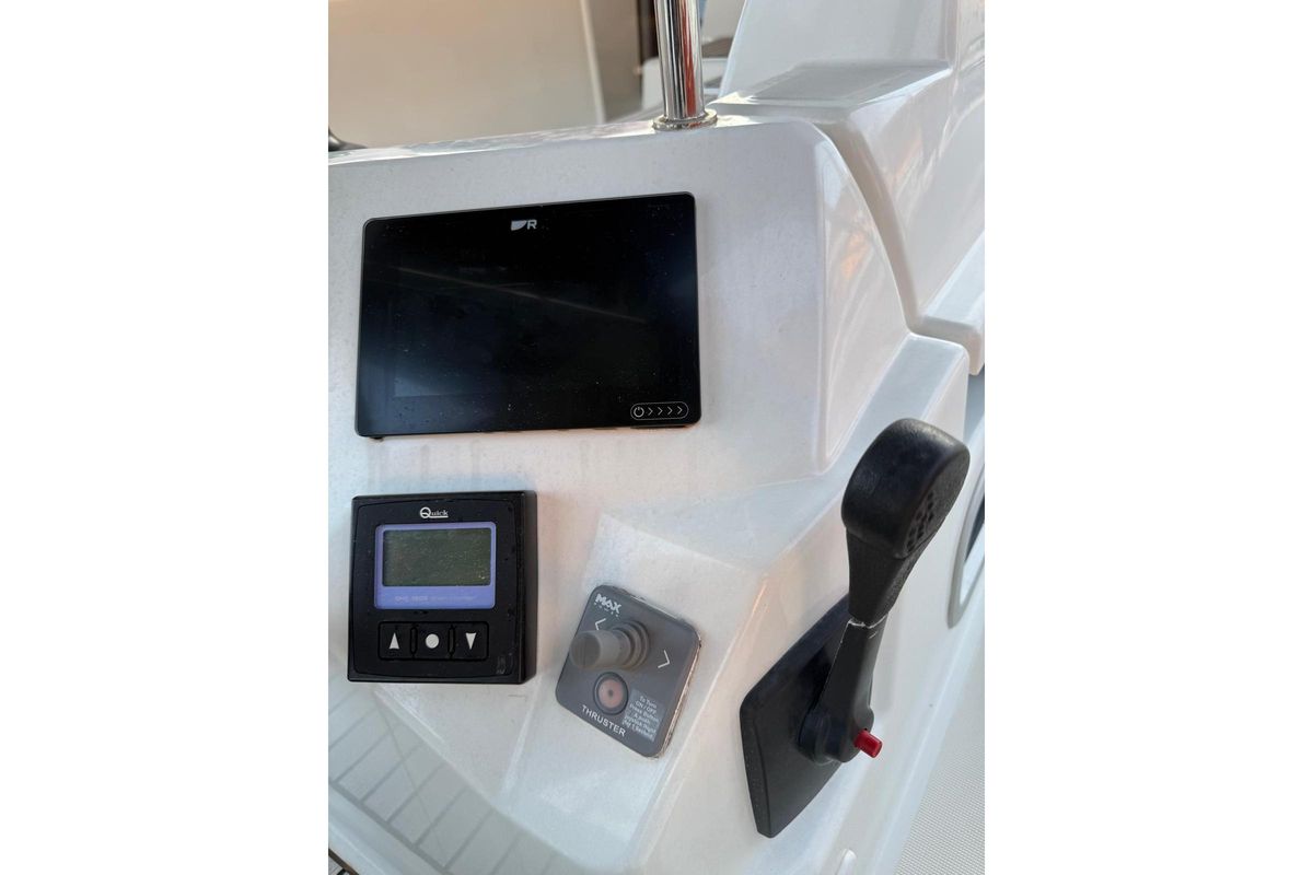 2022 Jeanneau Sun Odyssey 490