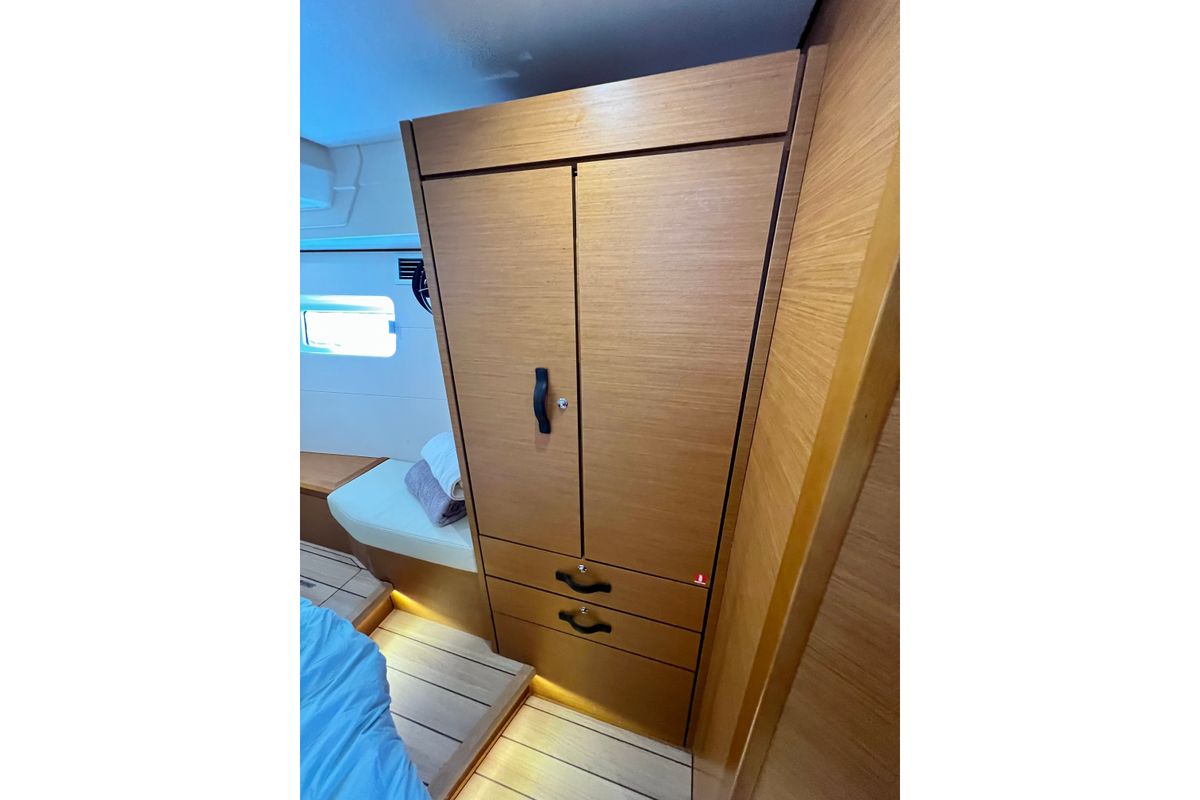 2018 Jeanneau 54
