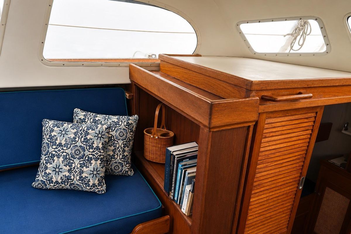 1965 Pearson Countess 44