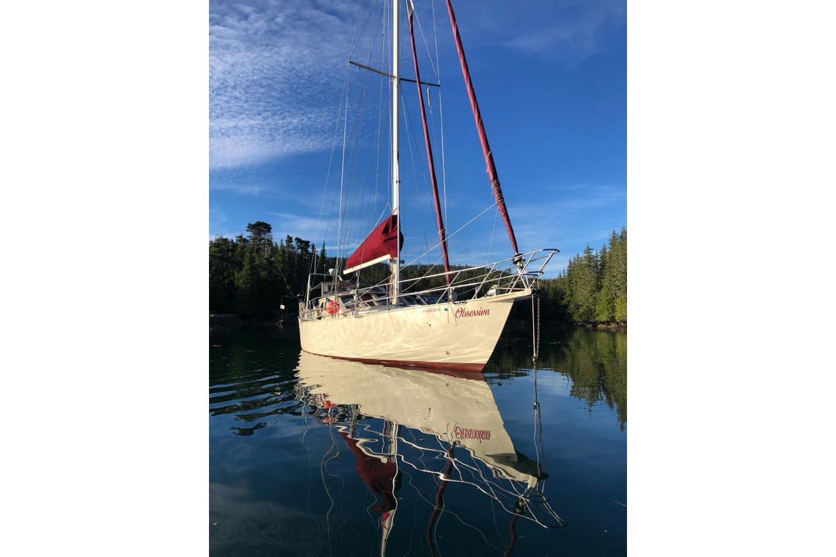 2020 Bruce Roberts 46 Pilothouse