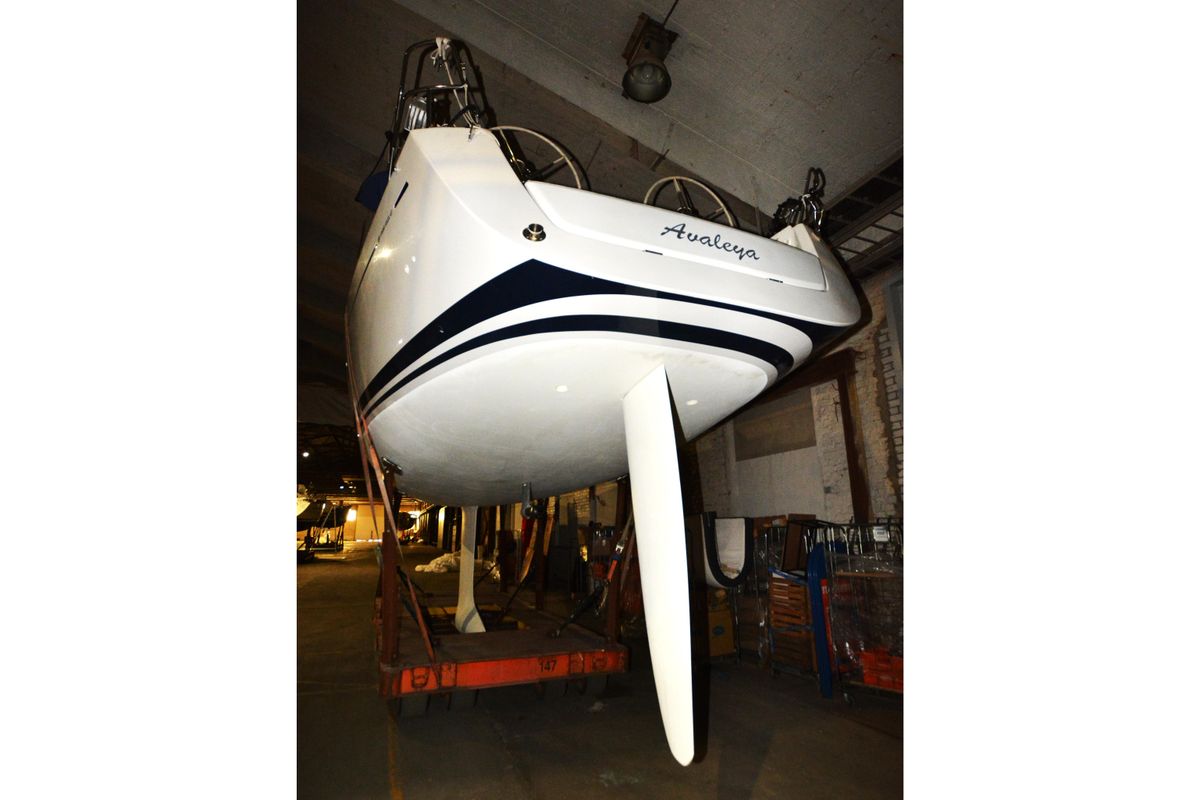 2011 Grand Soleil 43