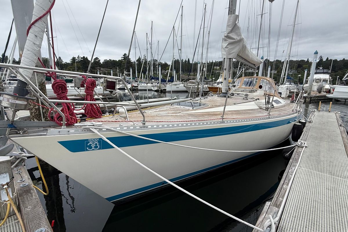 1985 Sweden Yachts 38
