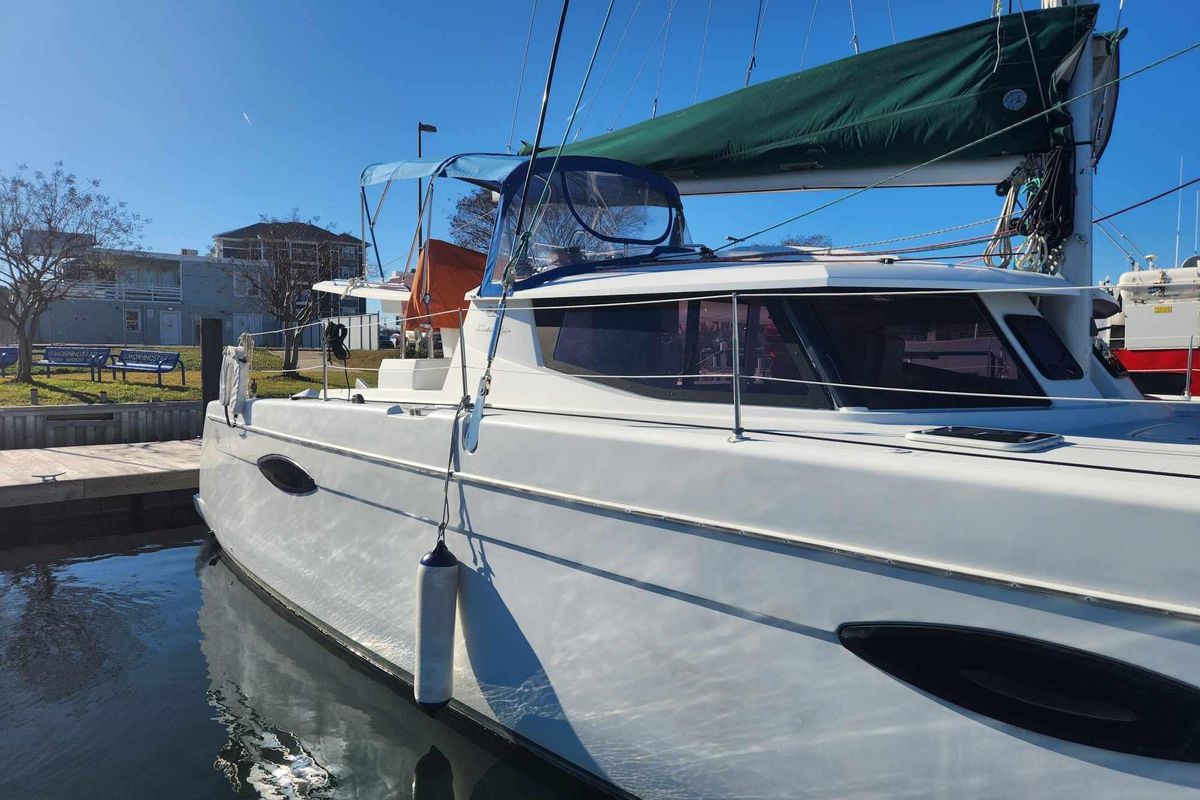 2015 Fountaine Pajot Helia 44