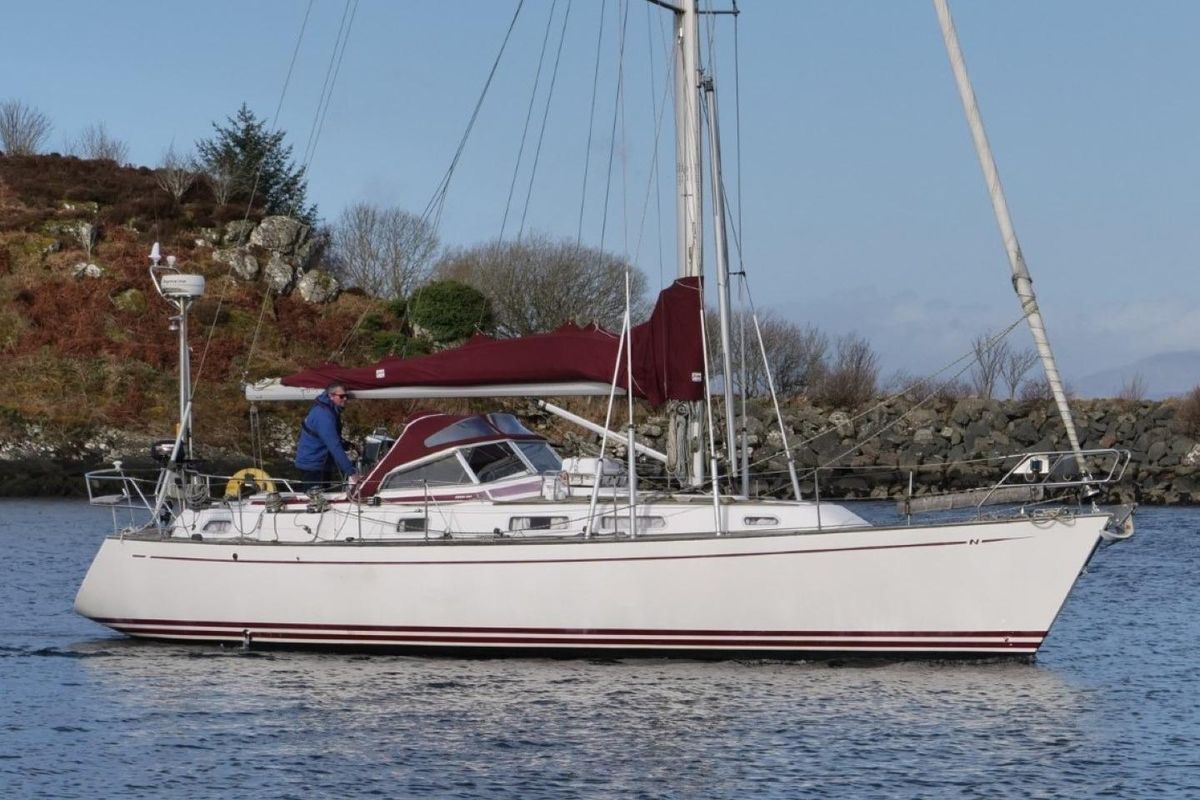 2005 Najad 380