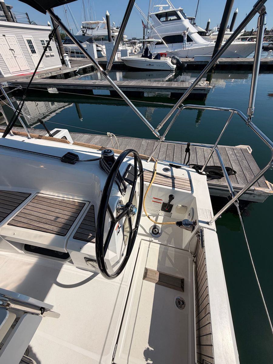 2021 Jeanneau Sun Odyssey 349