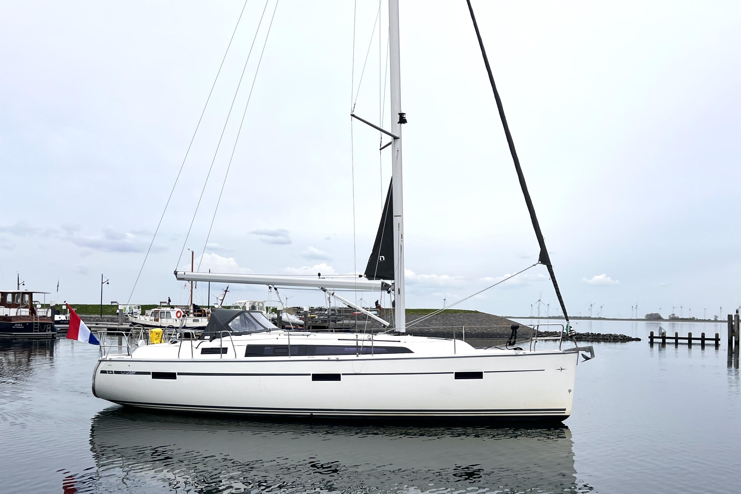 2007 Bavaria Cruiser 37 Boats