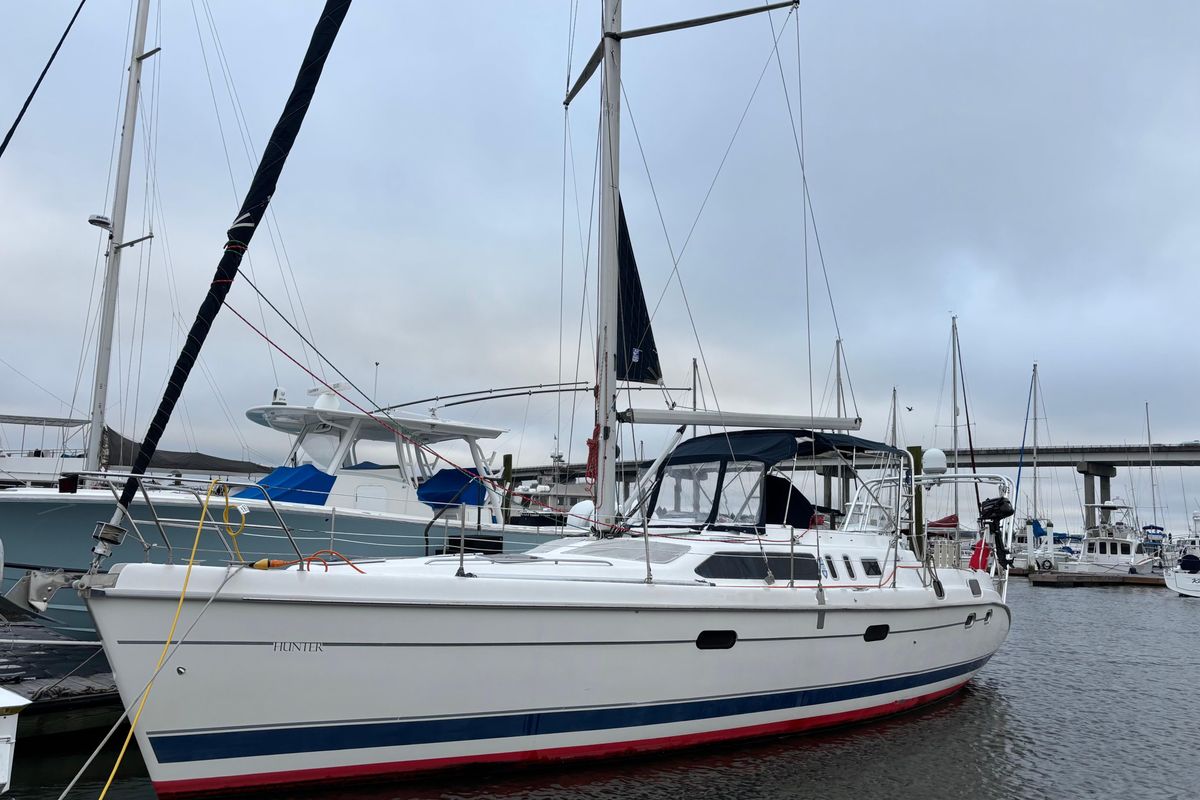 2000 Hunter Passage 450