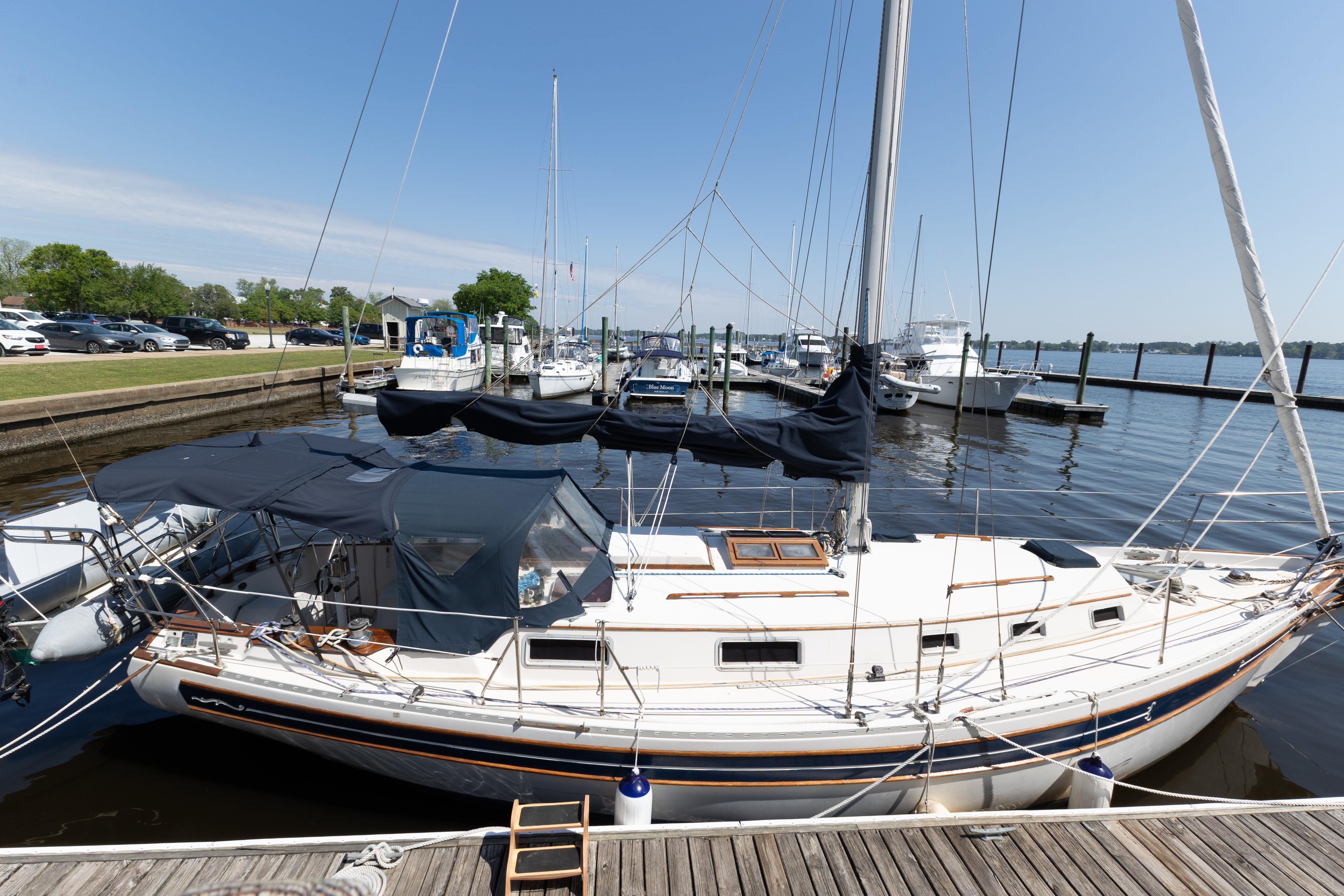 1987 Bayfield 36 for sale in New Bern, North Carolina