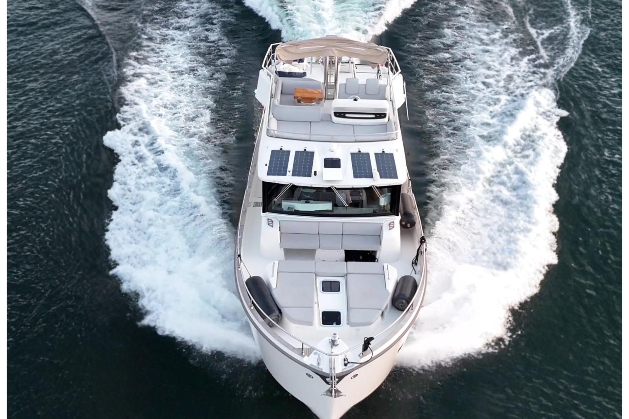 2018 Cranchi T53