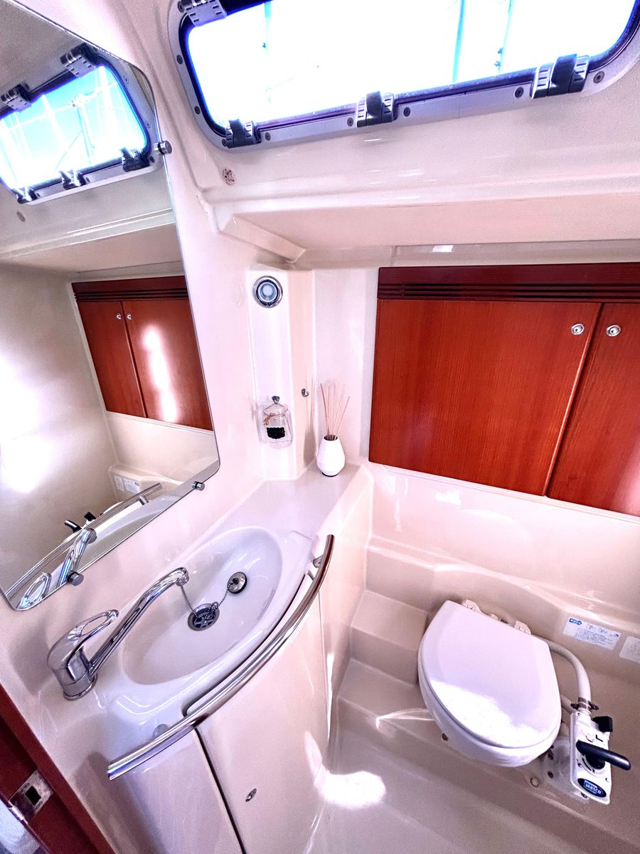 2005 Dufour 40 Performance