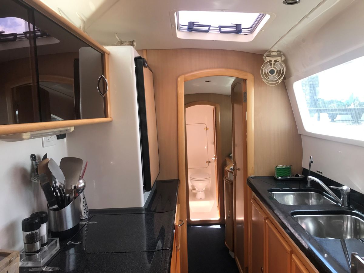 2010 Seawind 1160 Delux