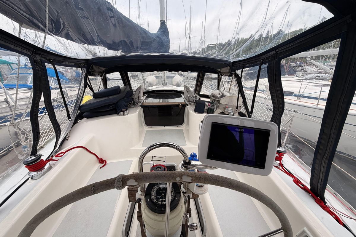 1990 Hunter 37.5 for sale in Seattle, Washington 37 ft