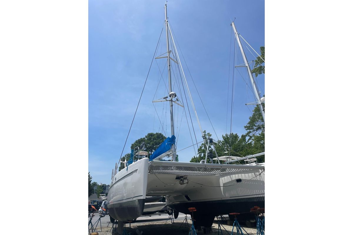 2002 Fountaine Pajot Belize 43