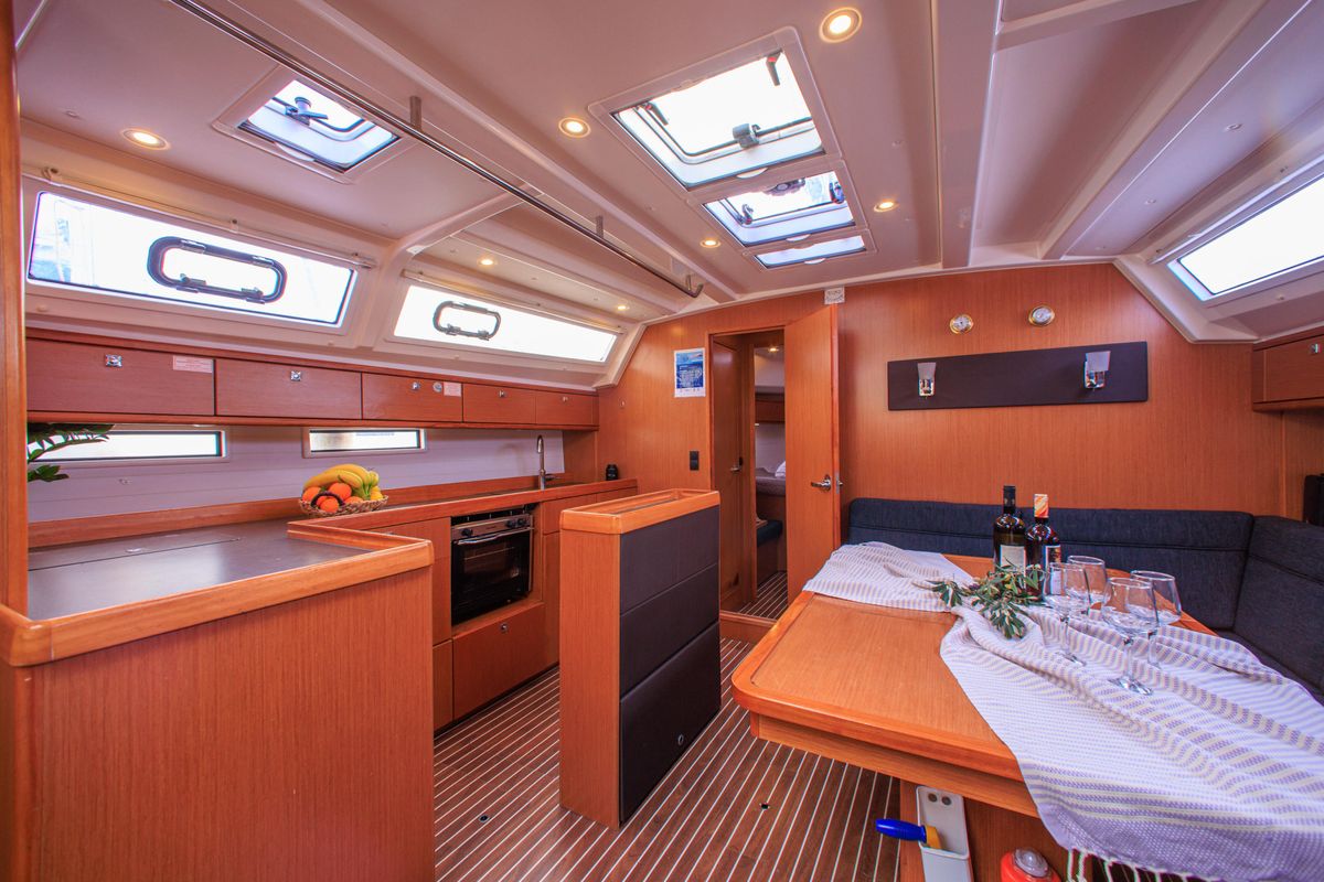 2015 Bavaria Cruiser 46