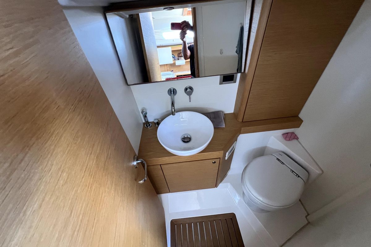 2016 Grand Soleil 43