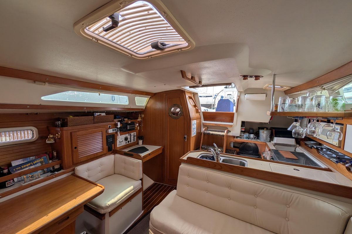 1995 Catalina 36 Mkii