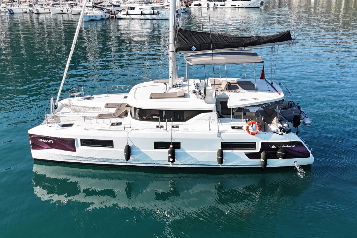 2020 Lagoon 46