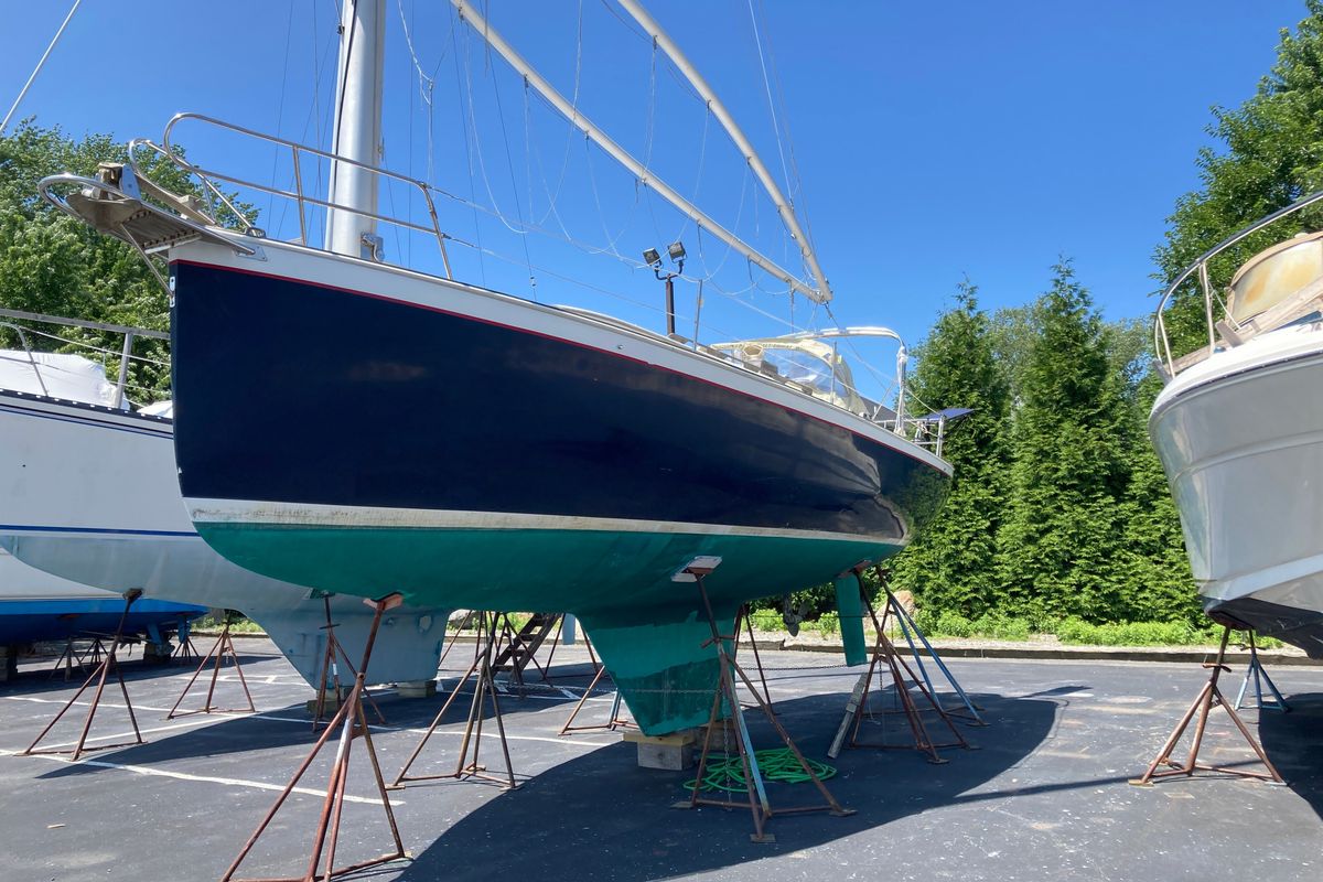 1981 Nonsuch Classic 30'
