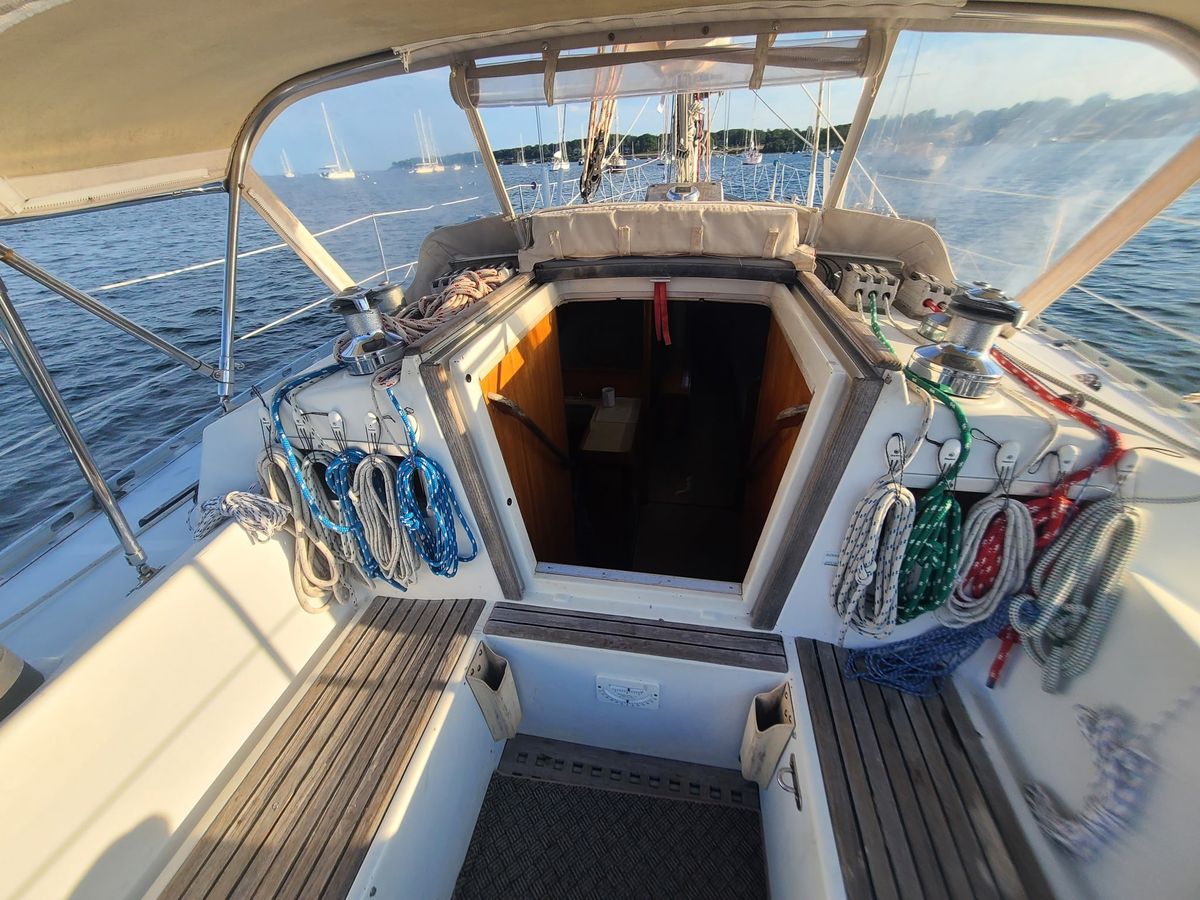 1984 Beneteau First 42