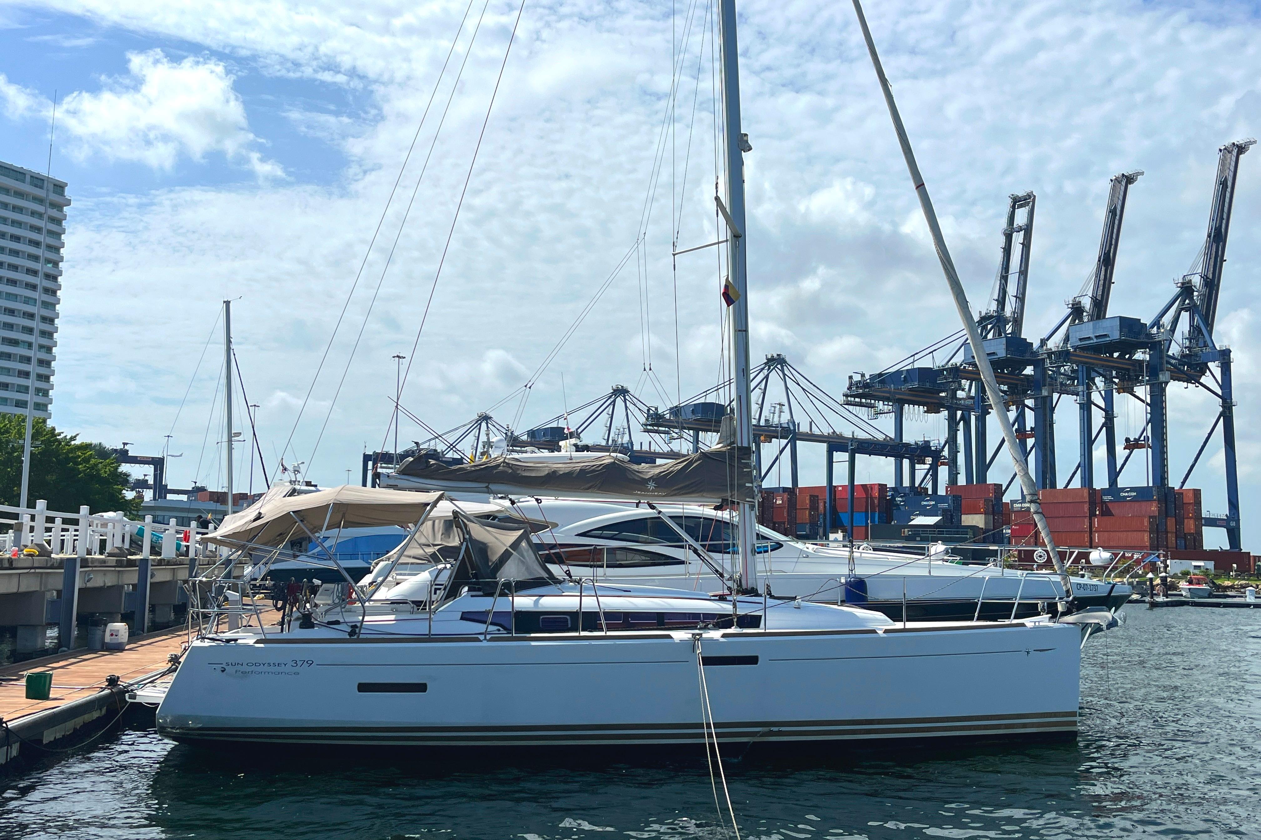 2013 Jeanneau Sun Odyssey 379 for sale in Cartagena, Colombia