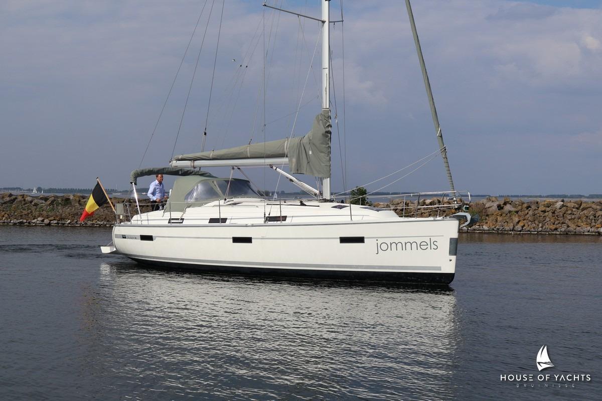 2010 Bavaria Cruiser 36 for sale in Bruinisse, Netherlands