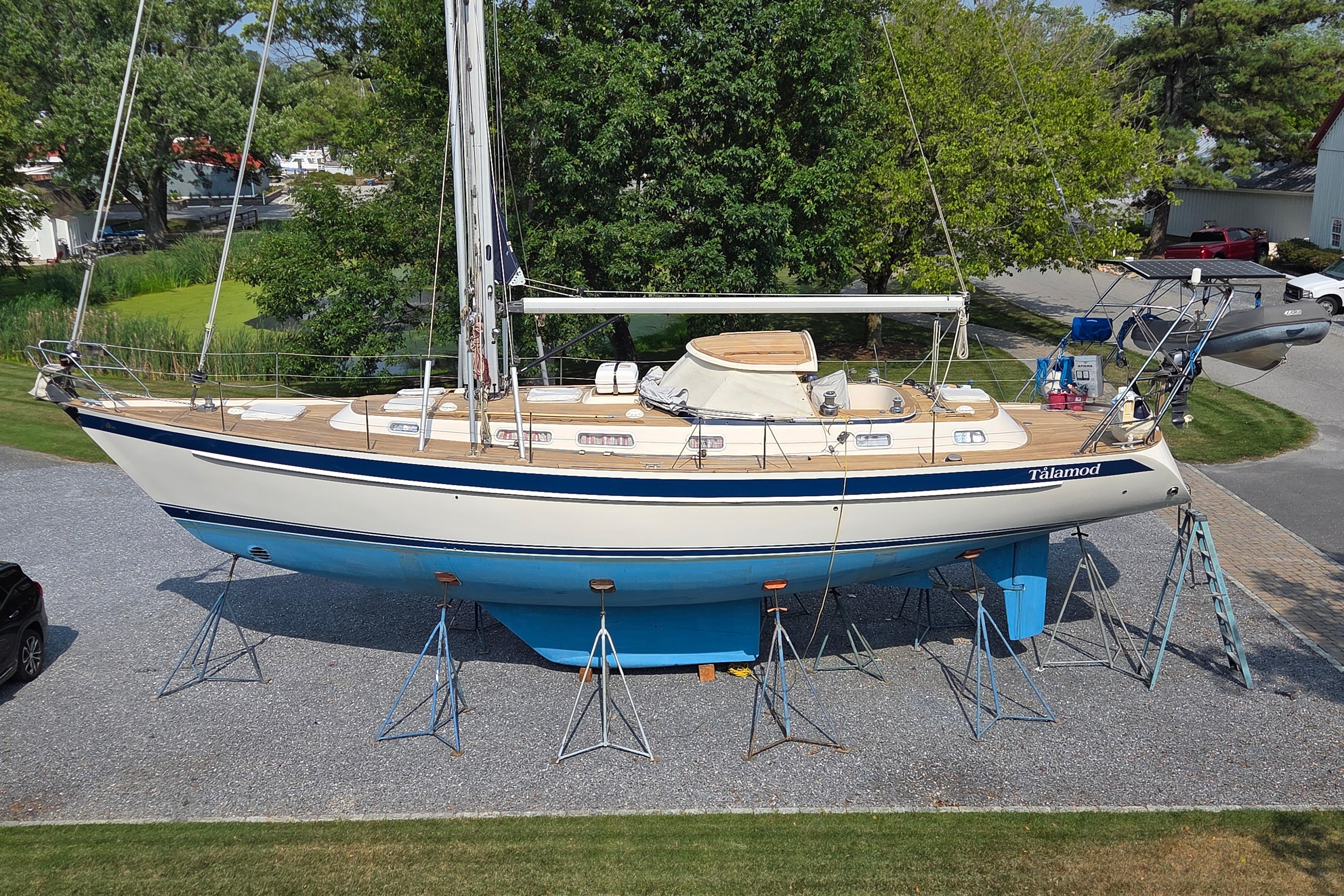 2000 Hallberg-Rassy 46