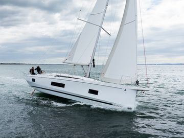 2026 Beneteau Oceanis 47 Boats
