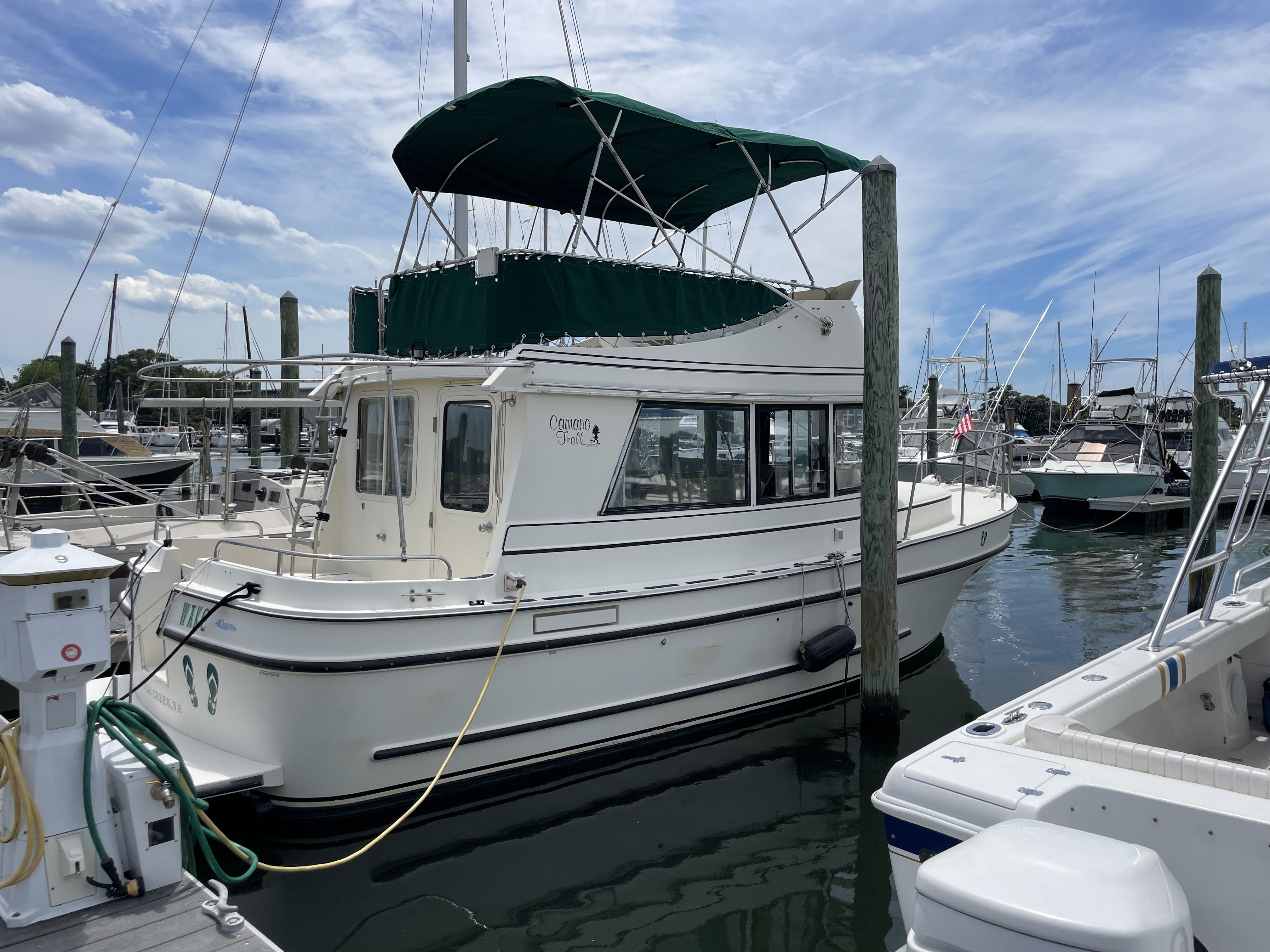 2000 Camano Trawler