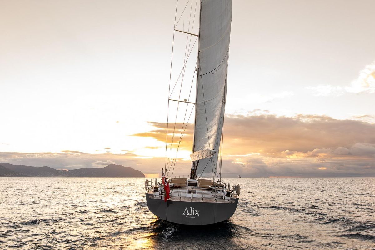 2021 Nautor Swan 98