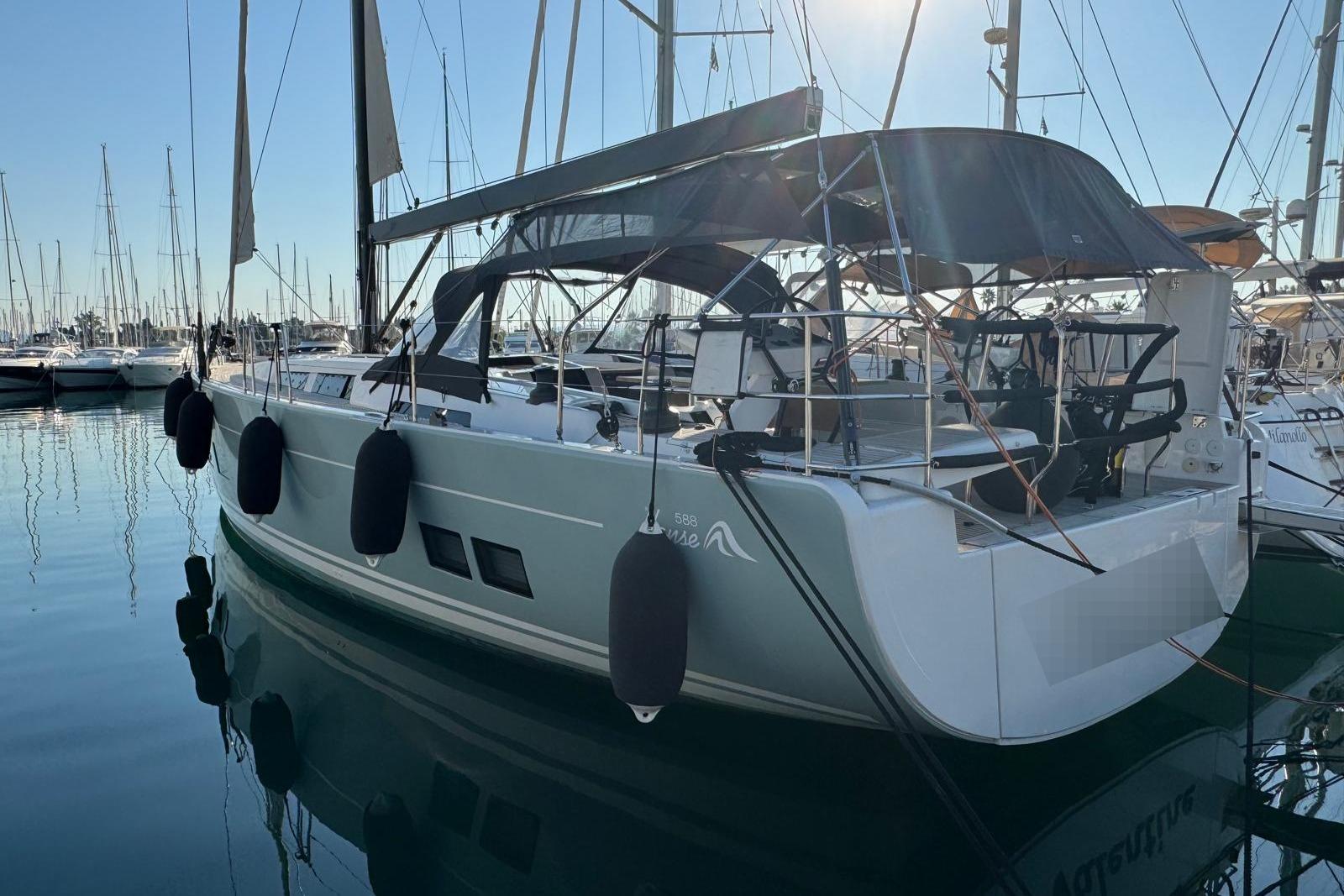 2018 Hanse 588 for sale in Corfu, Greece