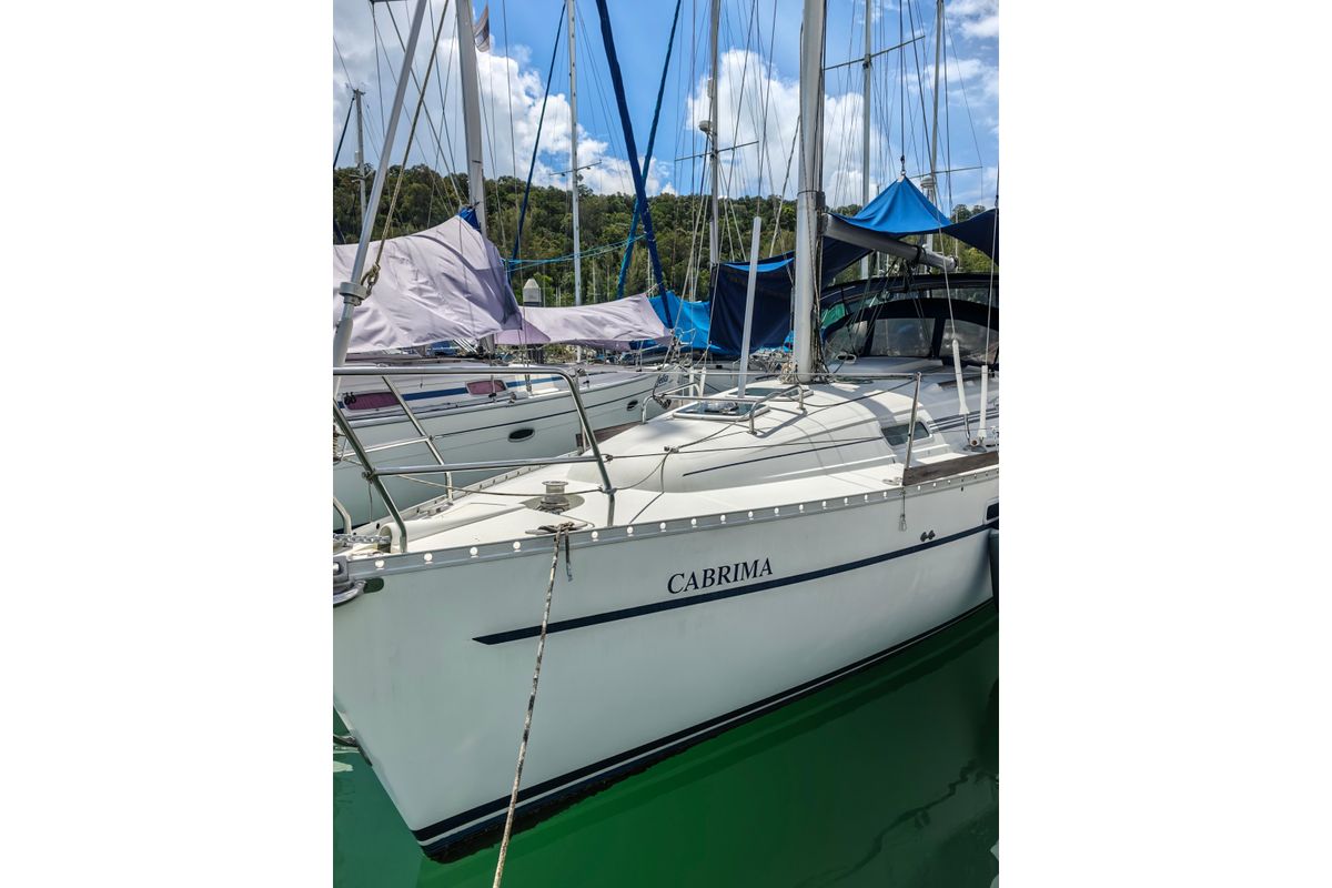 2001 Beneteau Oceanis 331