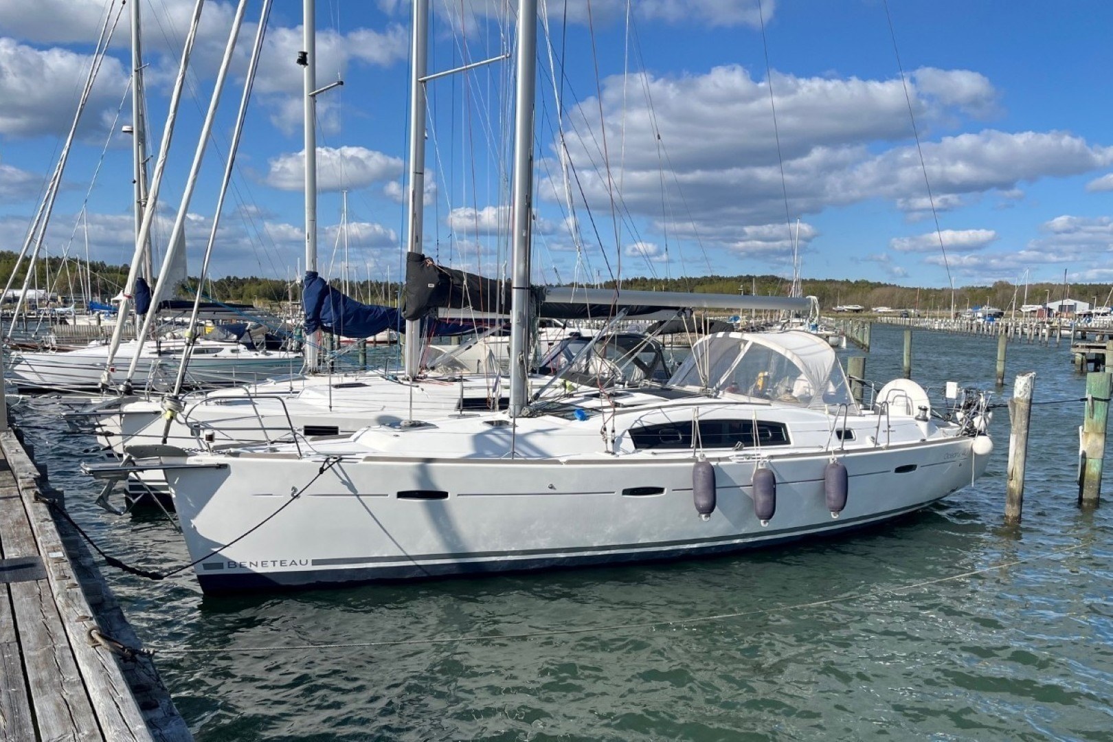 2007 Beneteau Oceanis 40 for sale in Västra Frölunda, Sweden