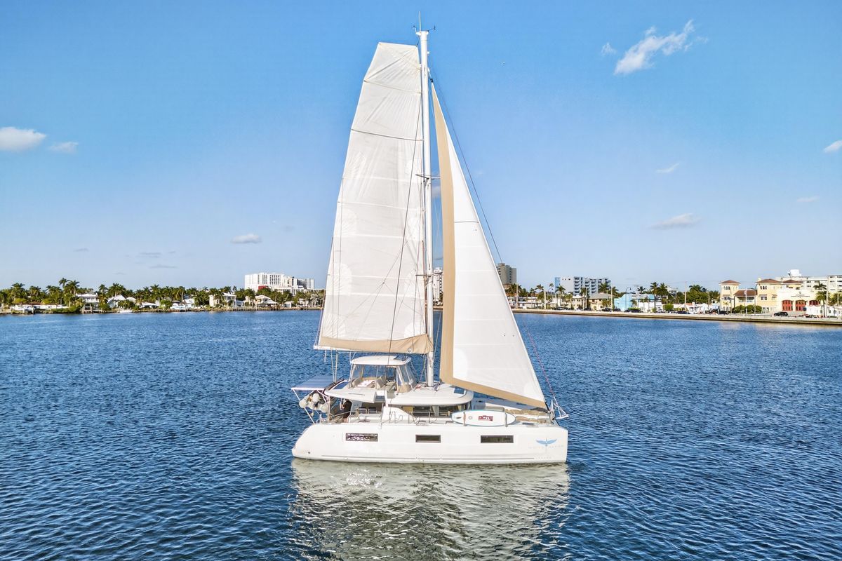 2021 Lagoon 46