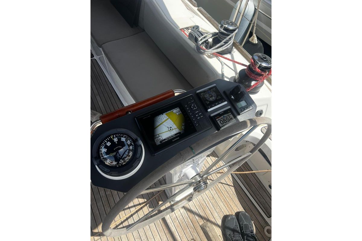 2015 Bavaria Vision 46