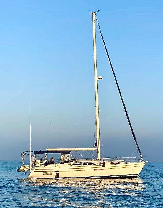 2005 Catalina 387