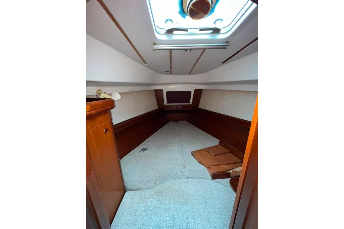 2001 Beneteau Oceanis 331