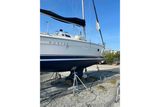 2006 Hunter 27