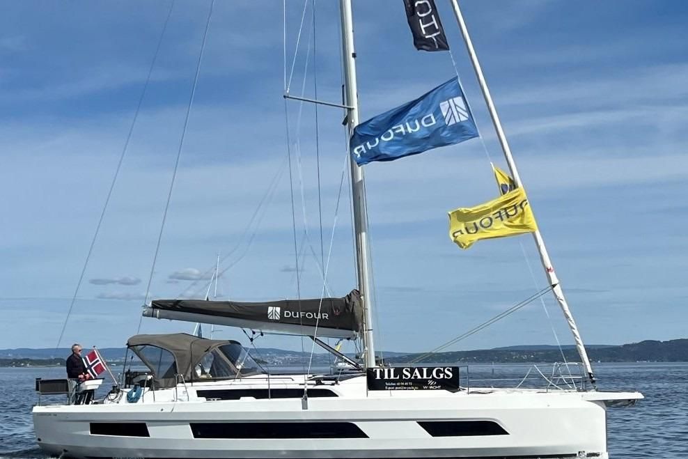 2024 Dufour 44